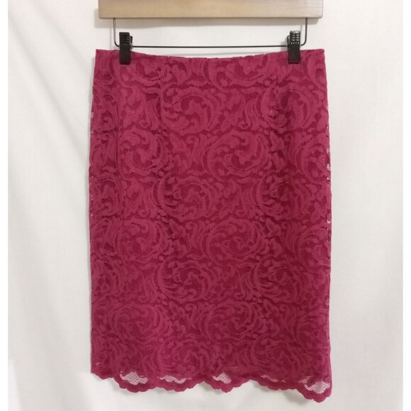 Garnet Hill Dresses & Skirts - Garnet Hill Women's size 4 Raspberry Color Lace Pencil Skirt Wine Red - CUTE!